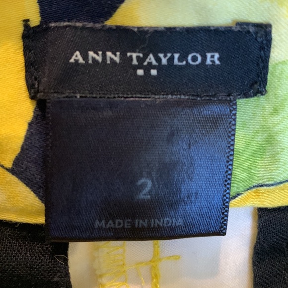 Ann Taylor Lemon Print Shorts - Picture 2 of 3